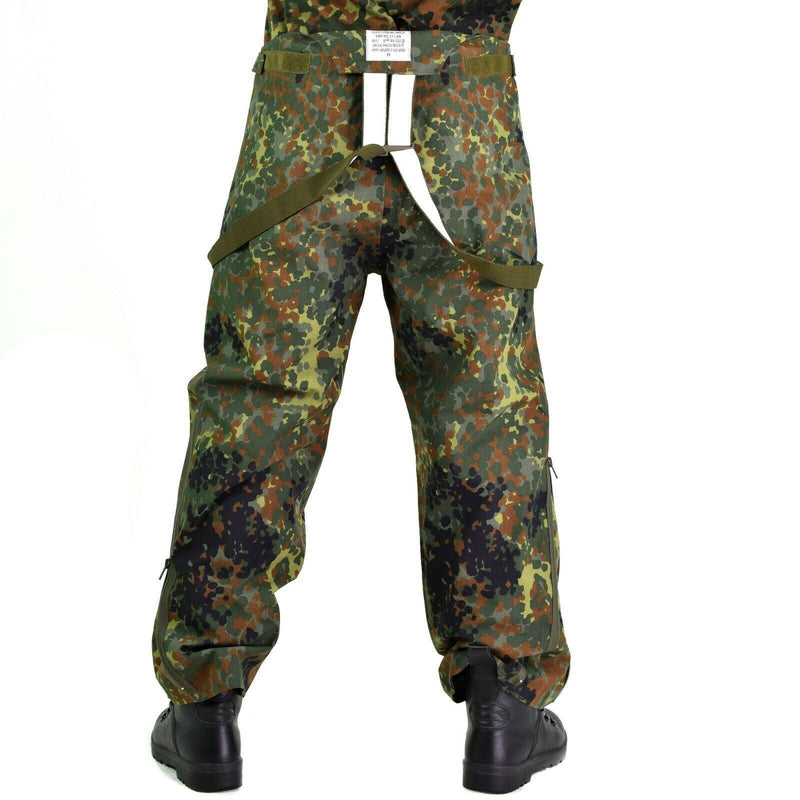 Oryginalne spodnie niemieckie spodnie armii niemieckiej Goretex Bib n Brace Flecktarn