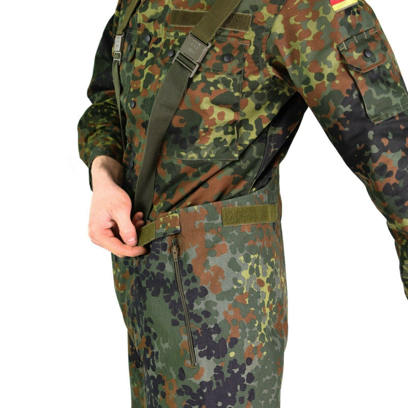 Oryginalne spodnie armii niemieckiej Goretex BIB N BRACE FLCKTARN PANTY Ogólny deszcz