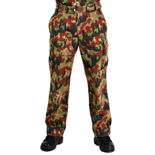 Oryginalne szwajcarskie spodnie armii M83 Combat Alpenflage Camo Field Spodni Nowe