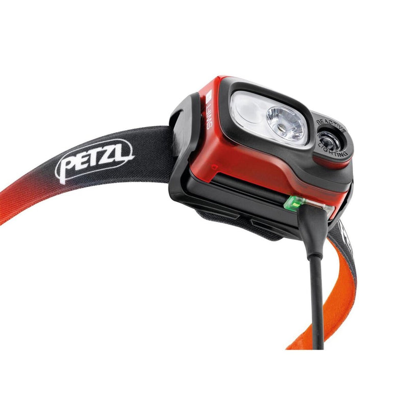 Petzl Swift RL Latarka na głowę 1100 Lumen ładowna wodoodporna pomarańcza