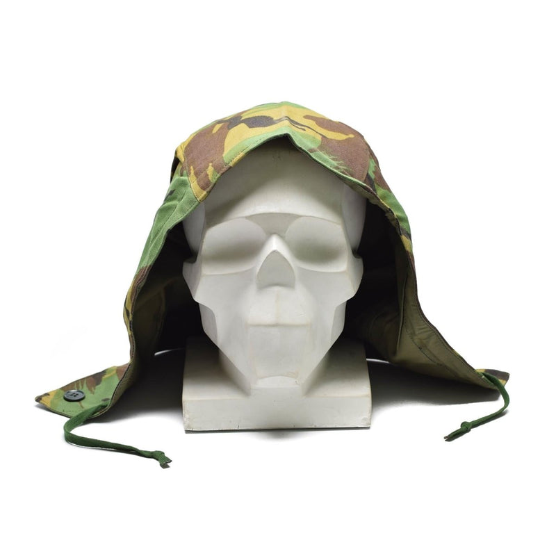 detachable parka hood